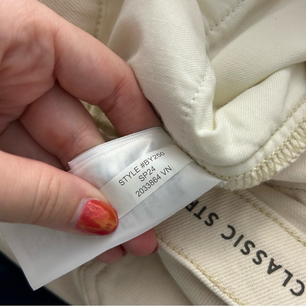 J.Crew Classic Straight Jeans in Ecru White Cream - Picture 8 of 11